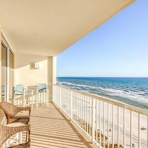  Holiday home Majestic Beach Ii